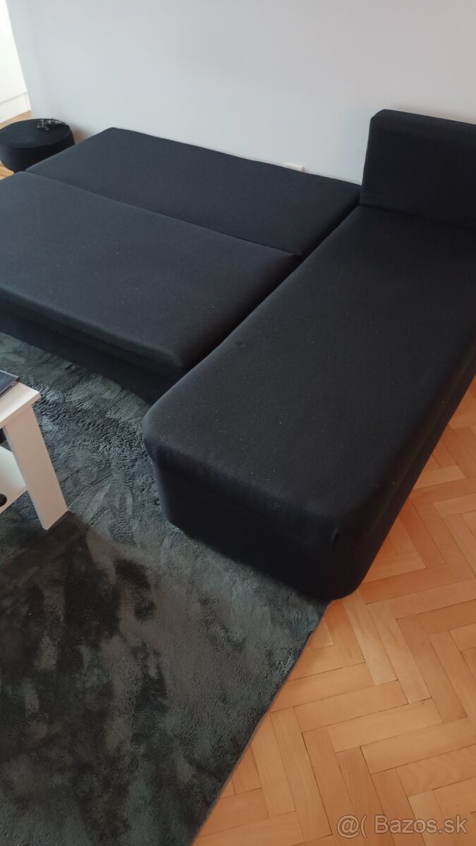 Sedačka čierna - 3