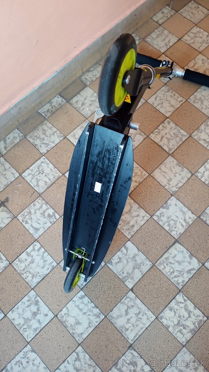 detská kolobežka Acore - 3