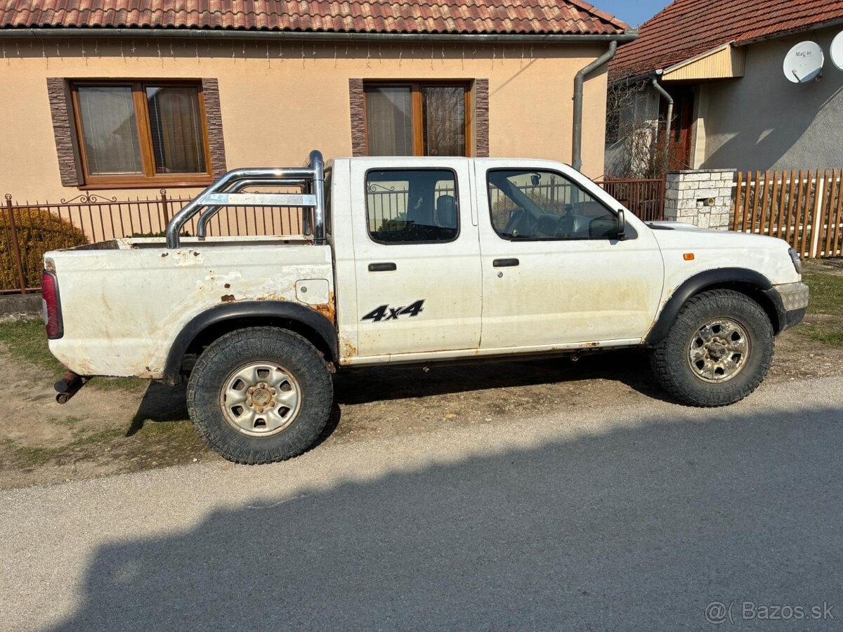 Nissan Navara D22 - 3