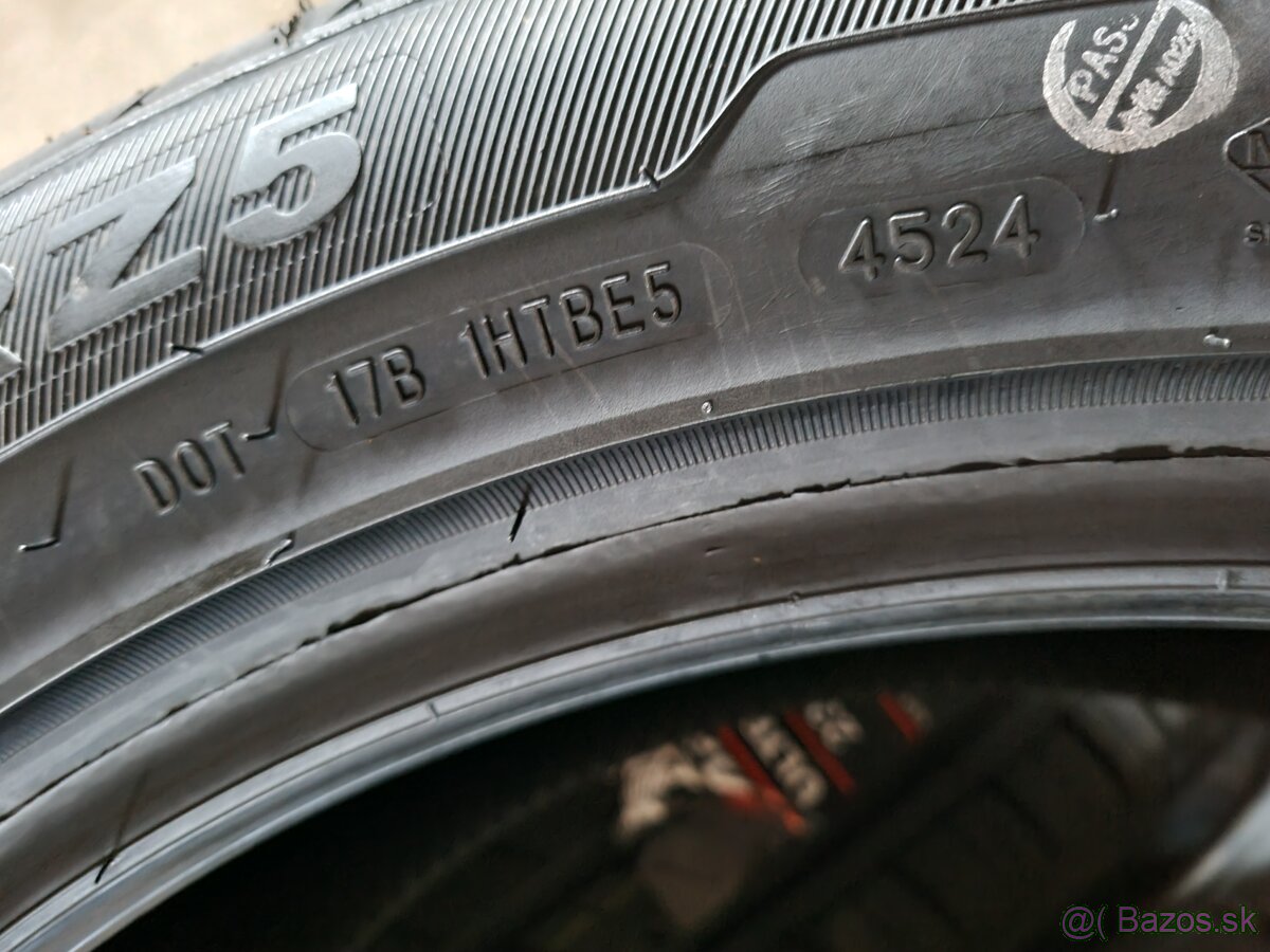 235/50/19 letné - 3