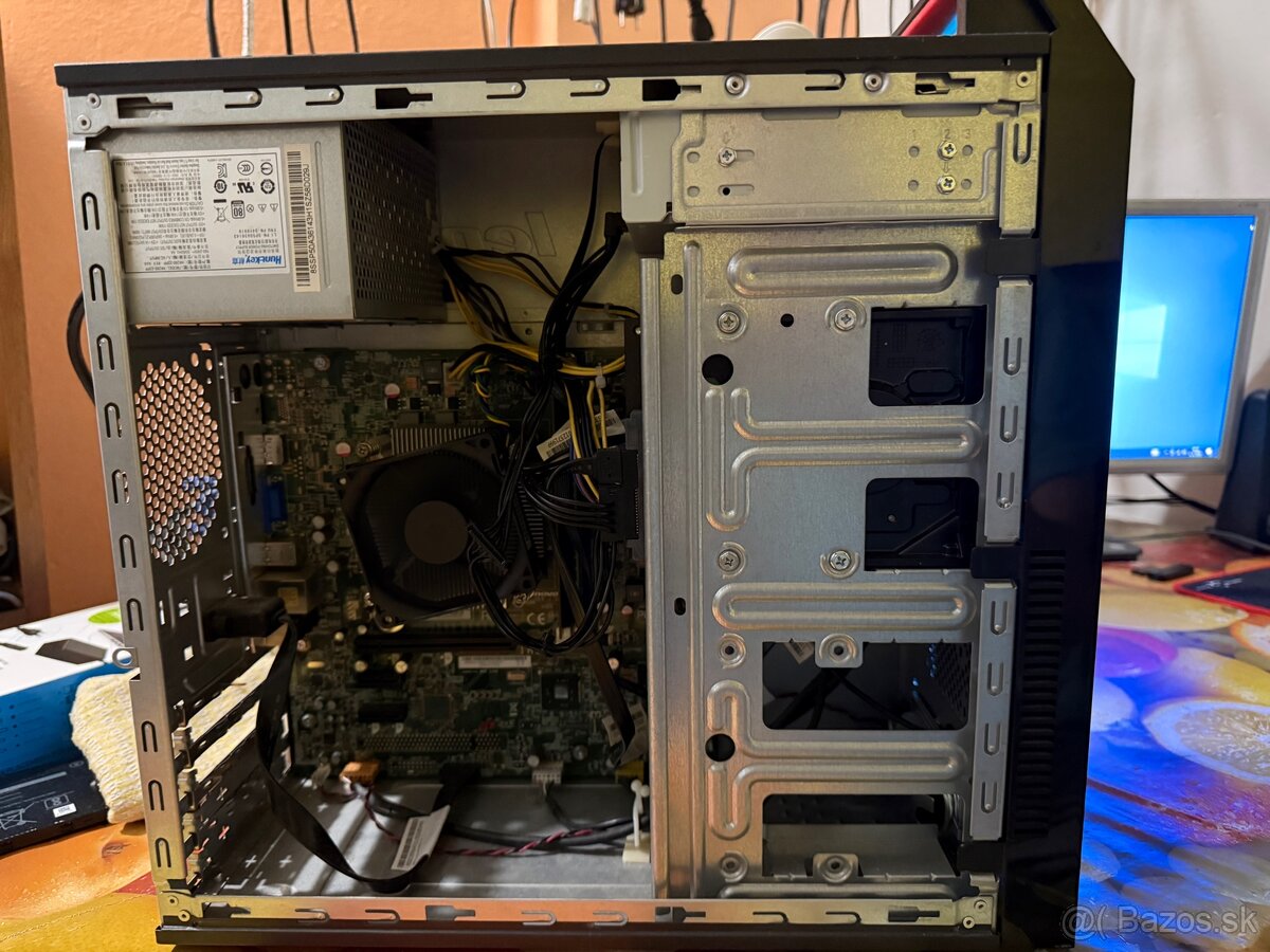 Lenovo ThinkCentre E73 - 3