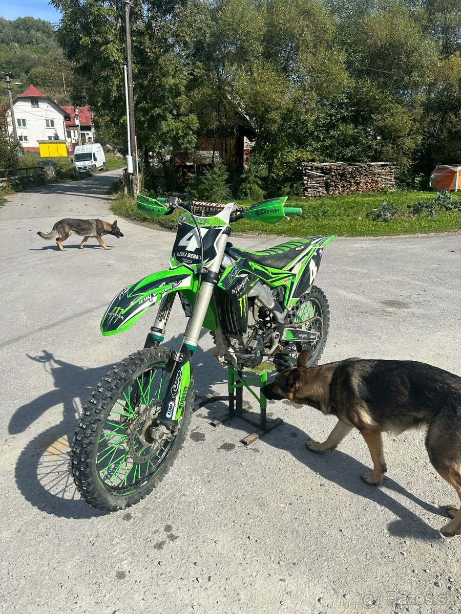 Ponukam na predaj Kawasaki kxf 250 2017