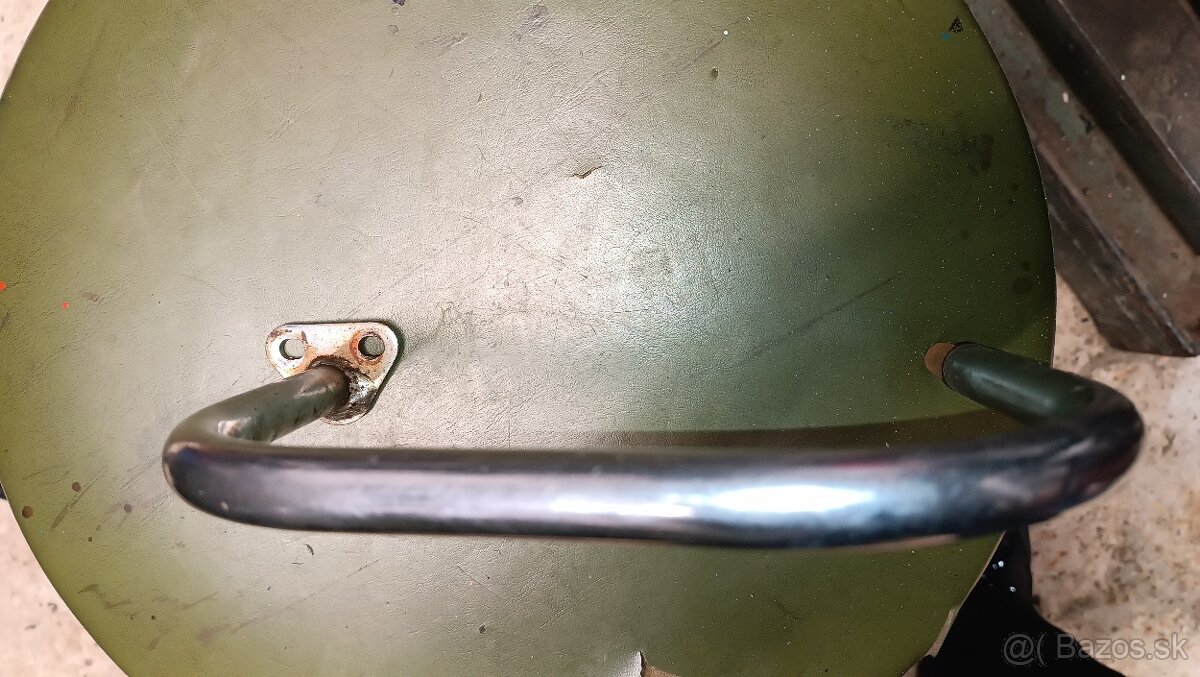 Predám bočné madlo Jawa 350 - 3