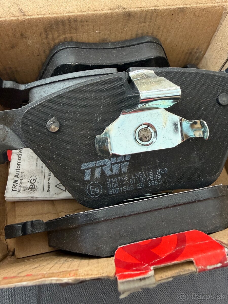 Brzdové obloženie/platničky - 3