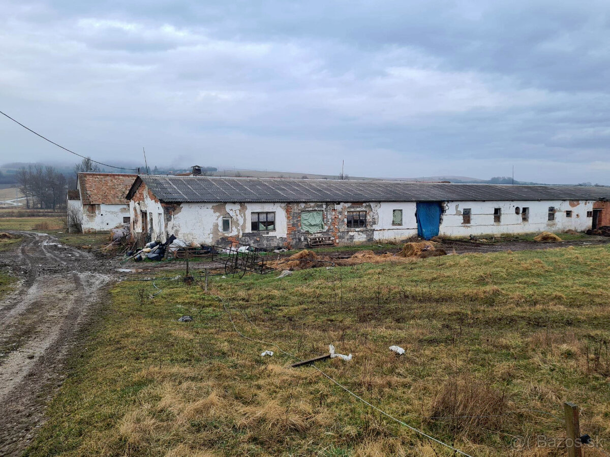 Ponúkame hospodárske budovy obci Chvalová. - 3
