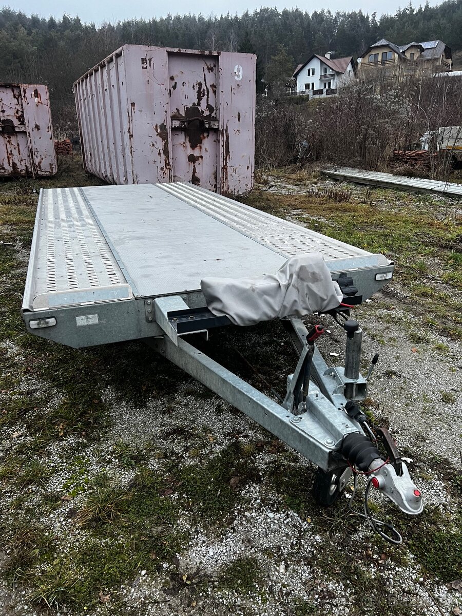 Predam autoprepravnik 5x2.1m - 3