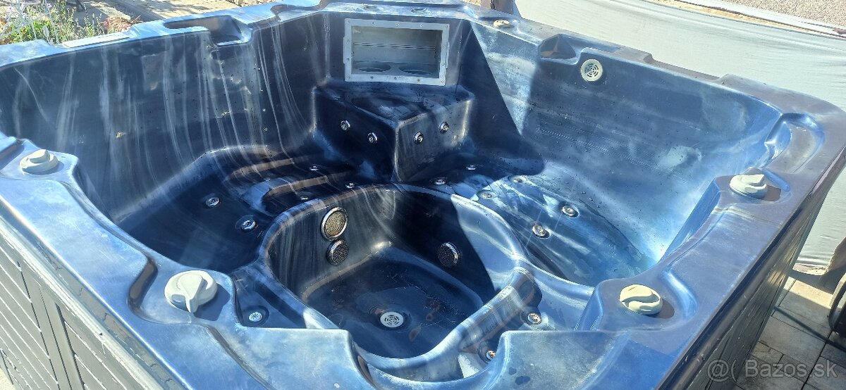 Predám vírivku - 3