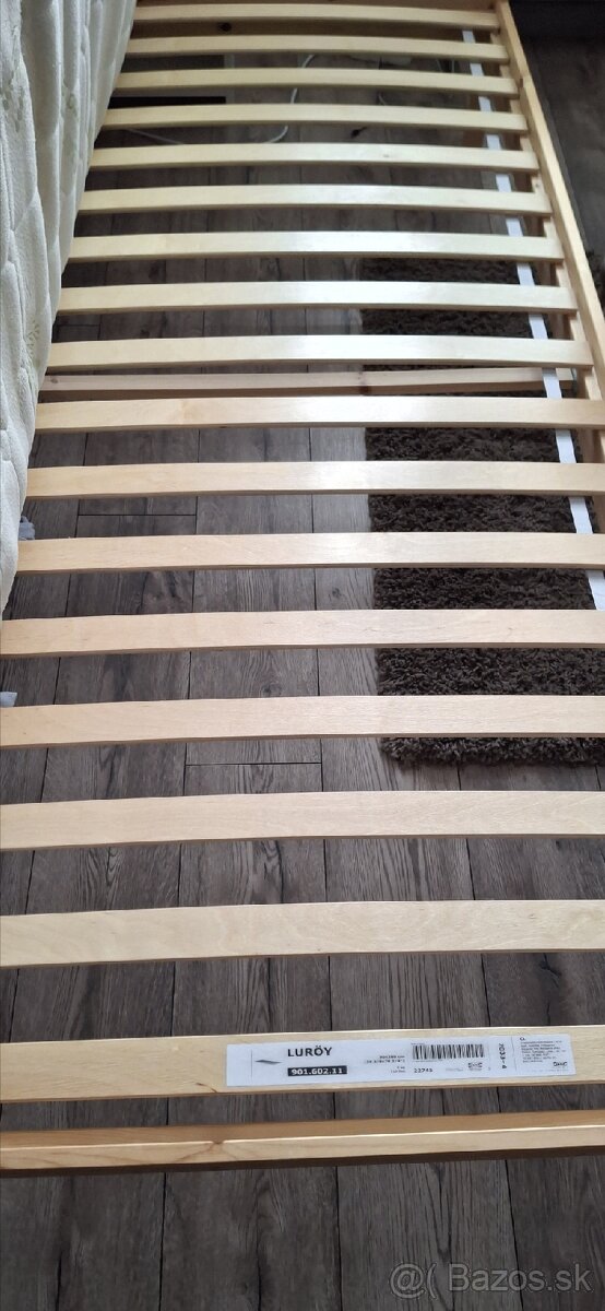 Postel IKEA 90×200 s roštom a matracom - 3