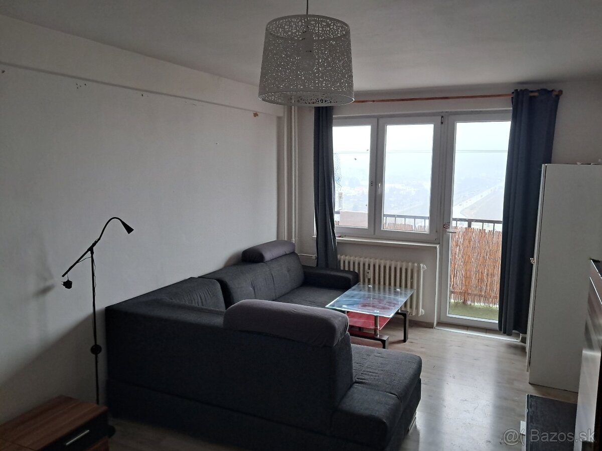 Predam väčši 1izbovy byt - 3