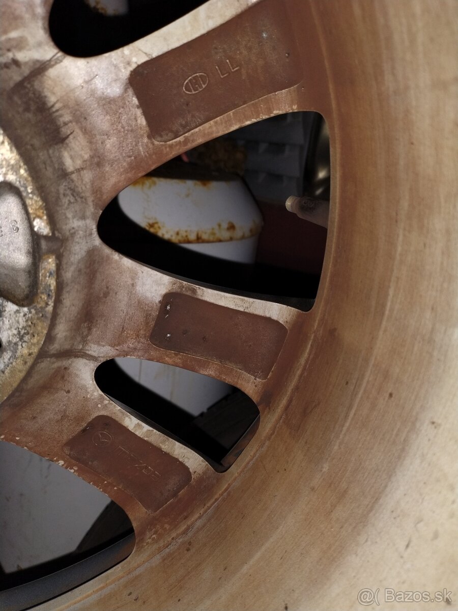 Elektróny R16 Mazda - 3