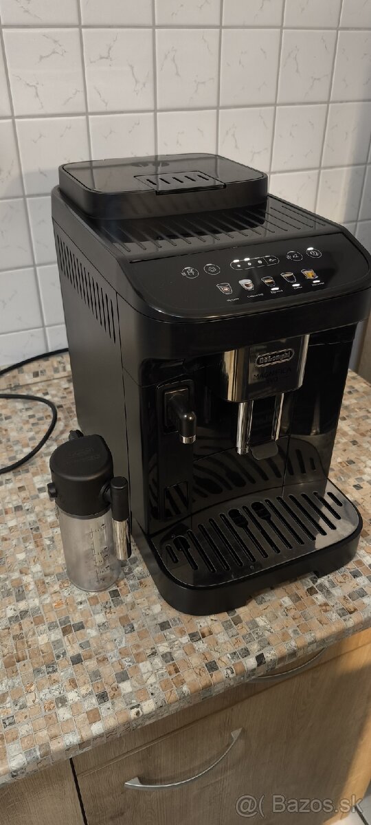 DeLonghi Magnifica EVO - 3