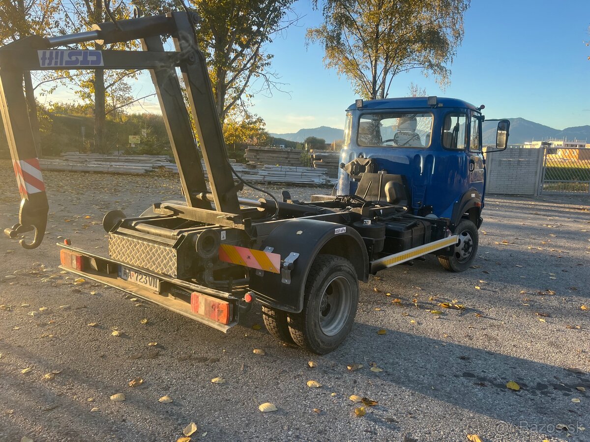 Hakový nosič kontajnerov - 3