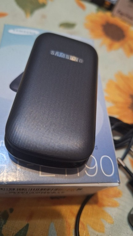 Samsung GT-E1190 - 3