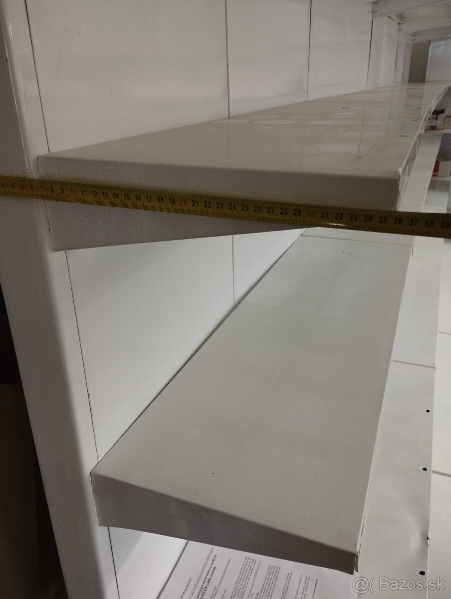 Predám obchodný regal/ police - 3