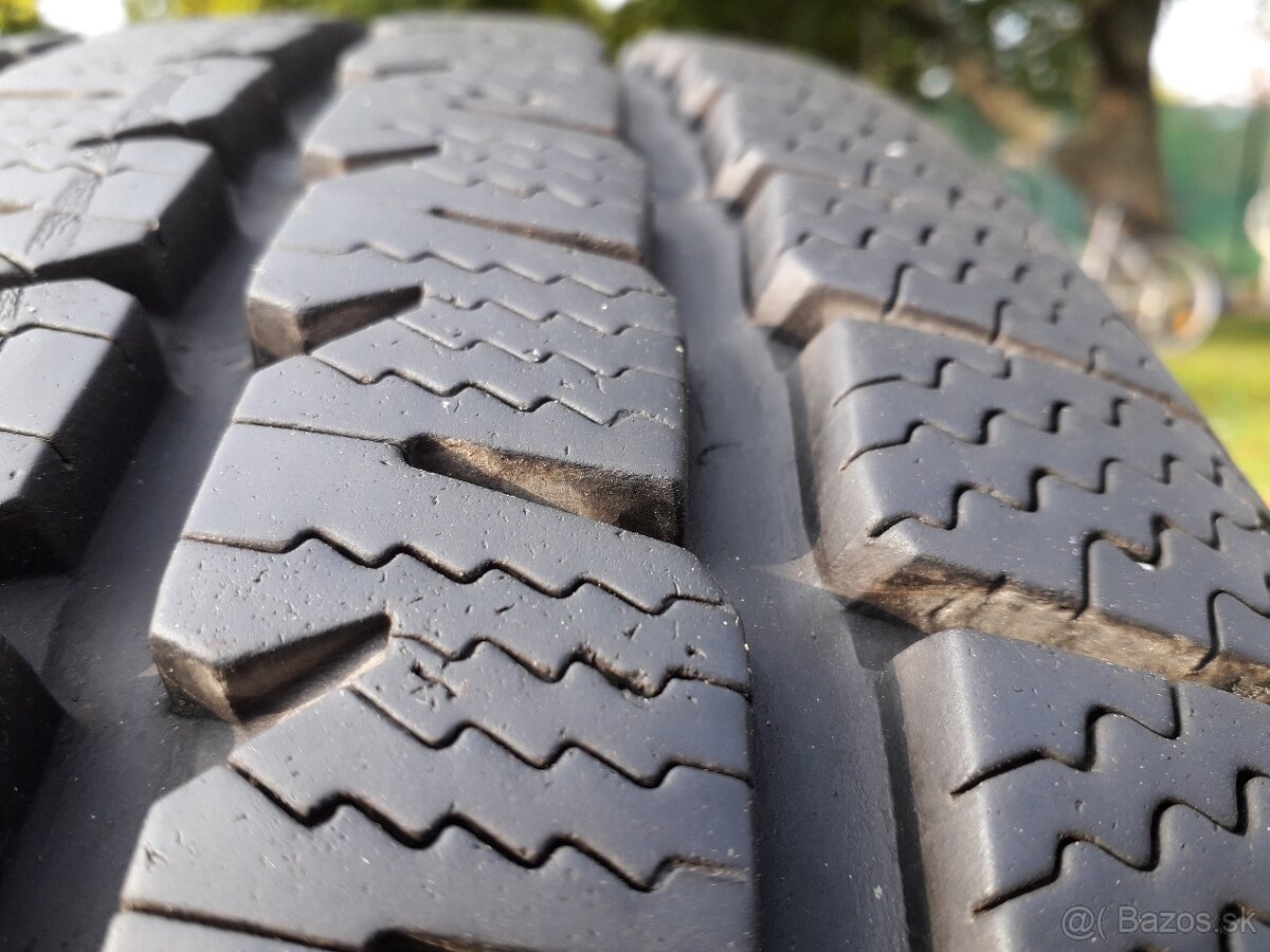 205/65 r16C zimne pneumatiky - 3