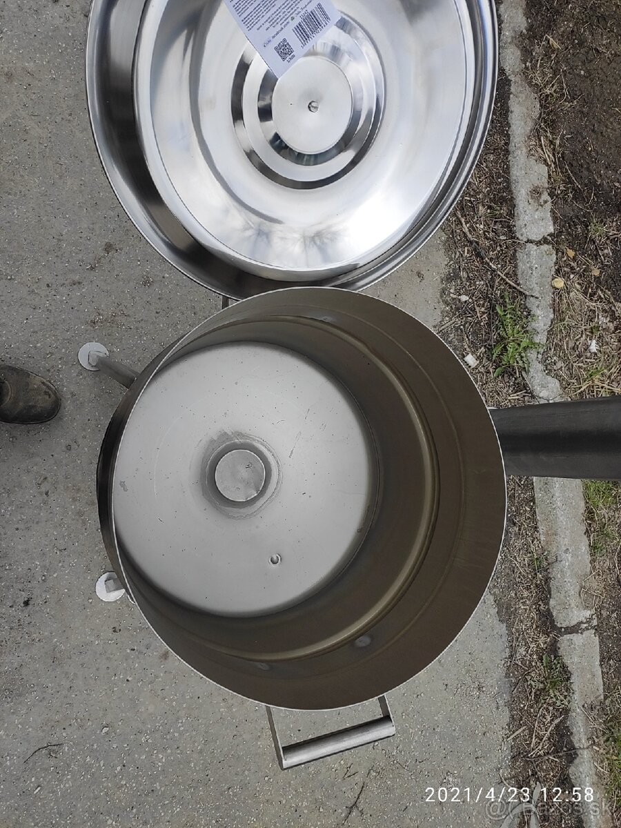 Nerezový kotlík 30L - 3