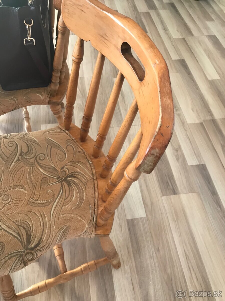 Stoličky z tvrdého dreva - 3