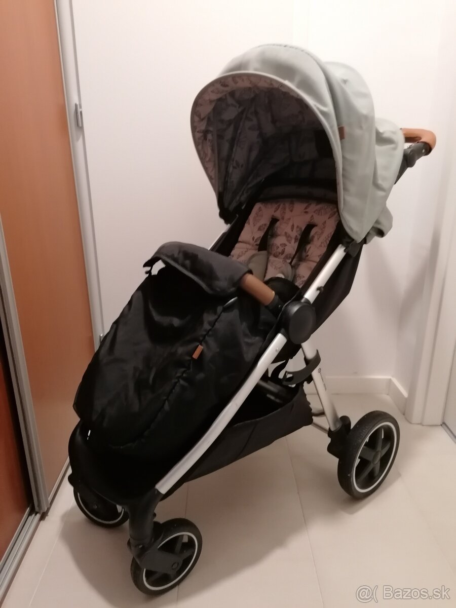 Kocik Petite and Mars Royal - 3