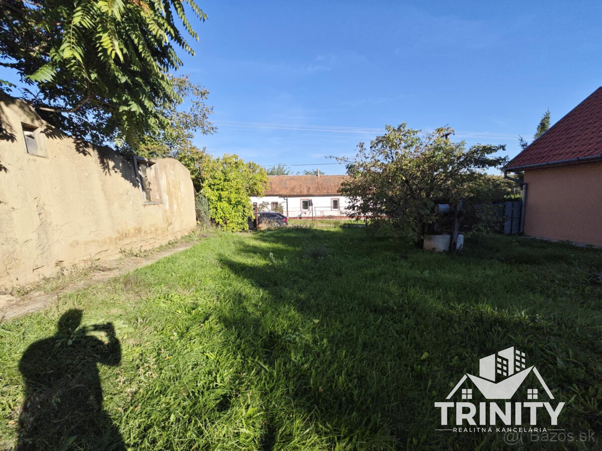 Na predaj stavebný pozemok v obci Trávnica - 3