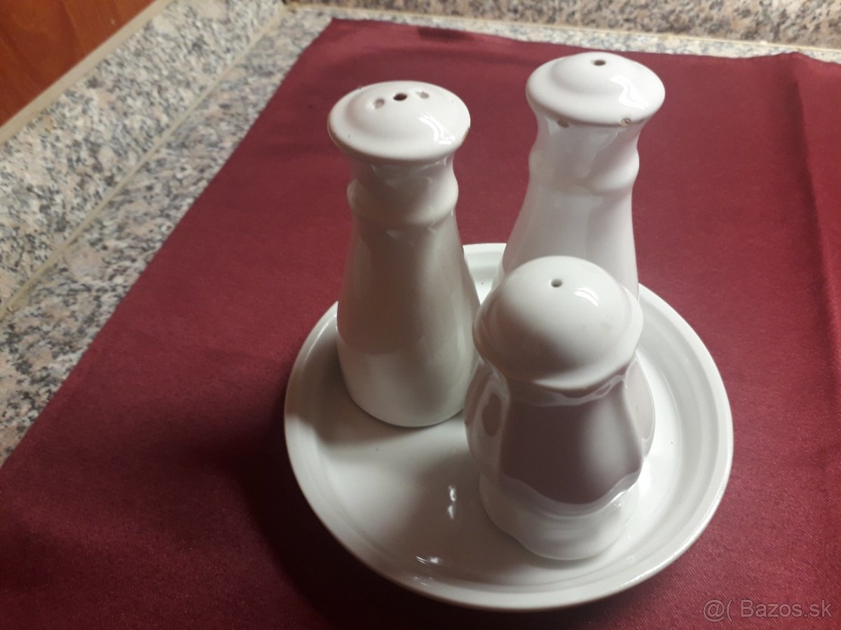 Koreničky - biely porcelán - 3