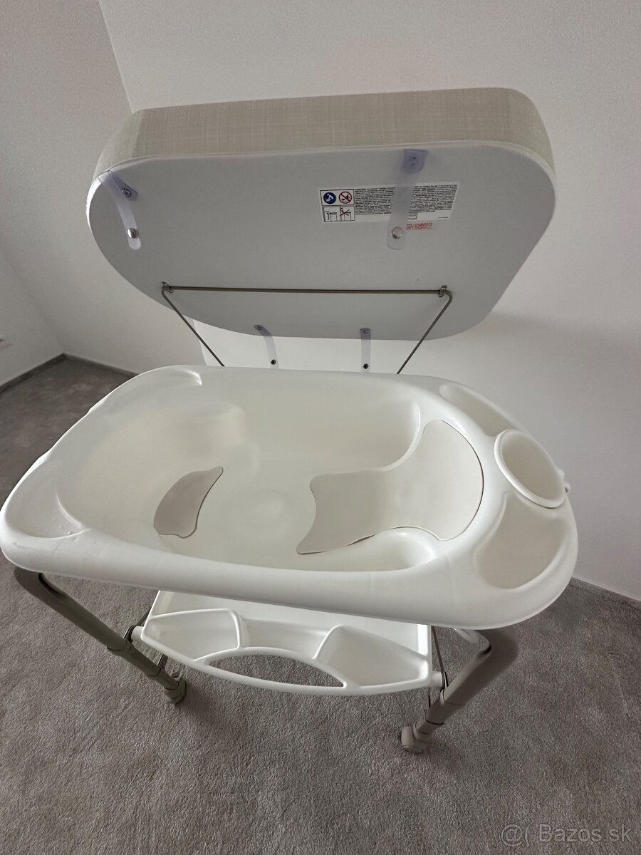 Prebaľovací pult s vaničkou CAM - 3