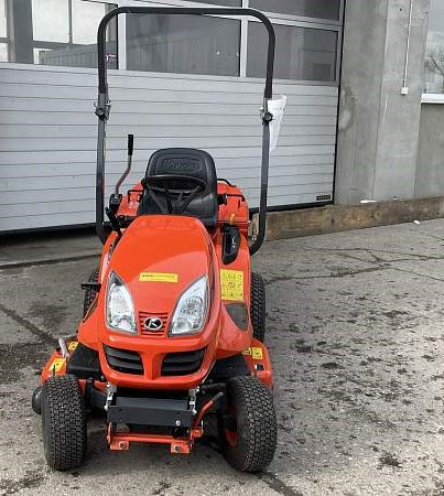 Traktorová kosačka Kubota GR1600 III - 3