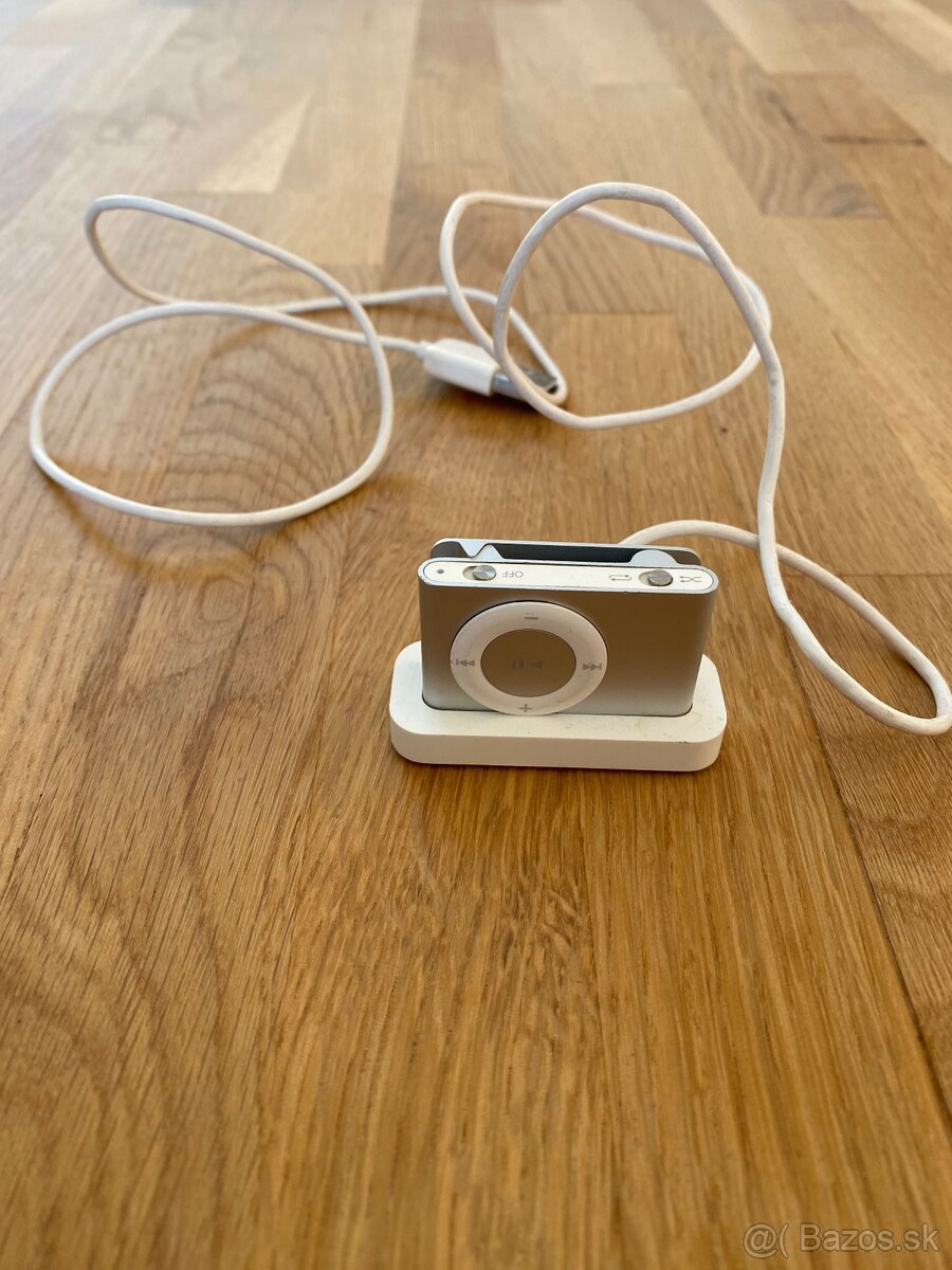 Apple iPod Shuffle - 3