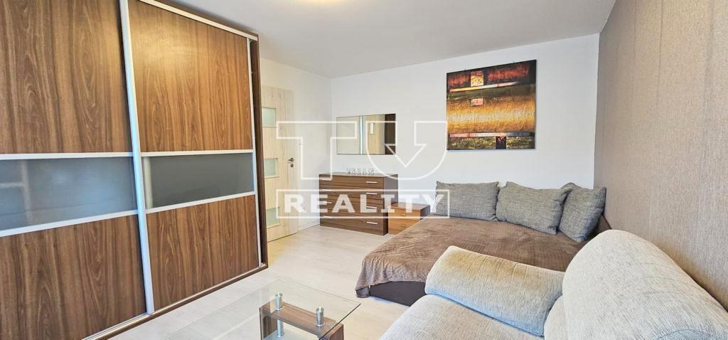 NA PREDAJ VEĽKÝ TEHLOVÝ 1-IZBOVÝ BYT S BALKÓNOM (43 m2),... - 3