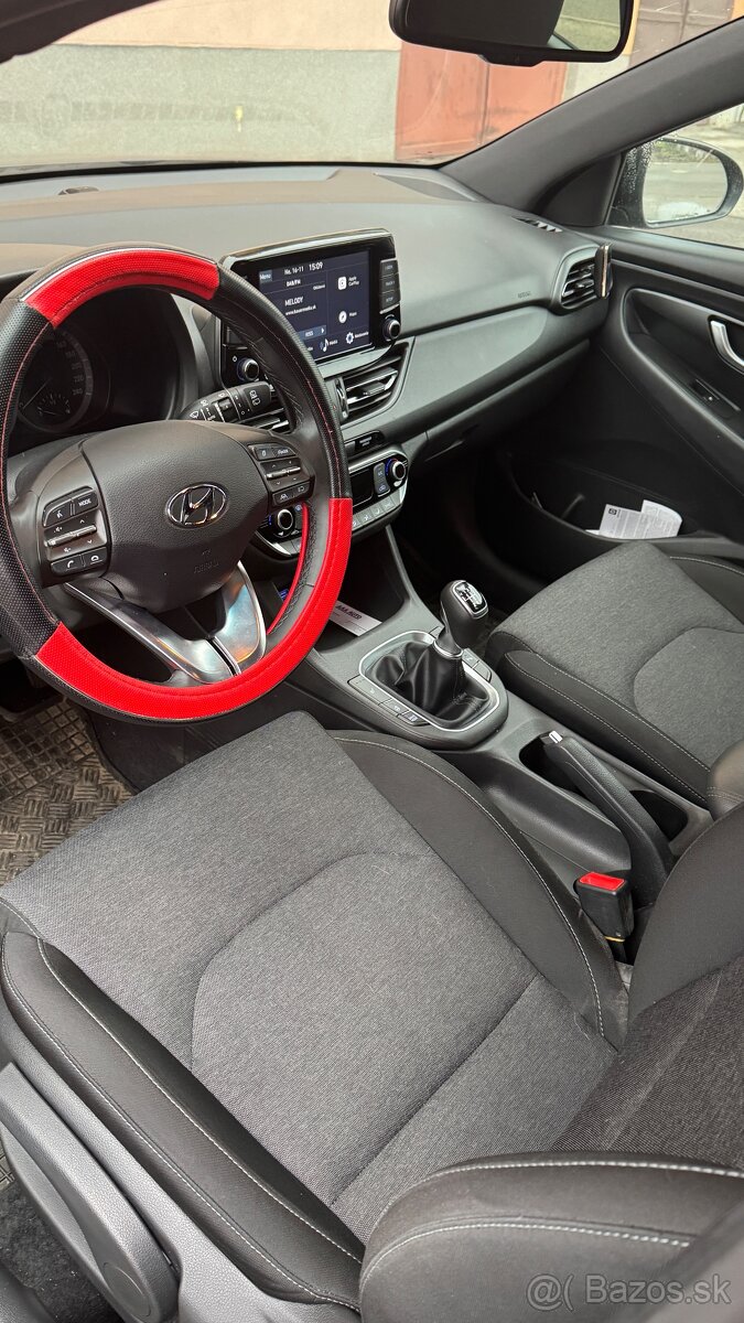 Hyundai i30 combi 1,5 T-GDI Mild Hybrid 117kw - 3
