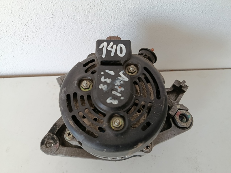 alternator toyota 270600y050 140€ - 3