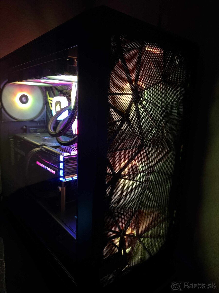 Výkonný PC - i7 14700KF / RTX4070Ti Super / 32GB DDR5 ram - 3