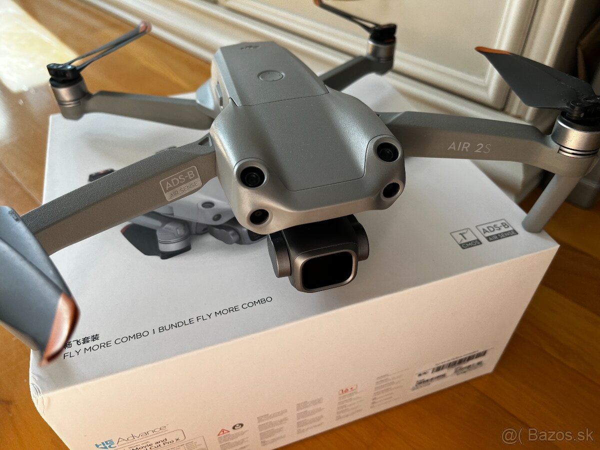 DJI Air 2S Fly More Combo + DJI RC - 3