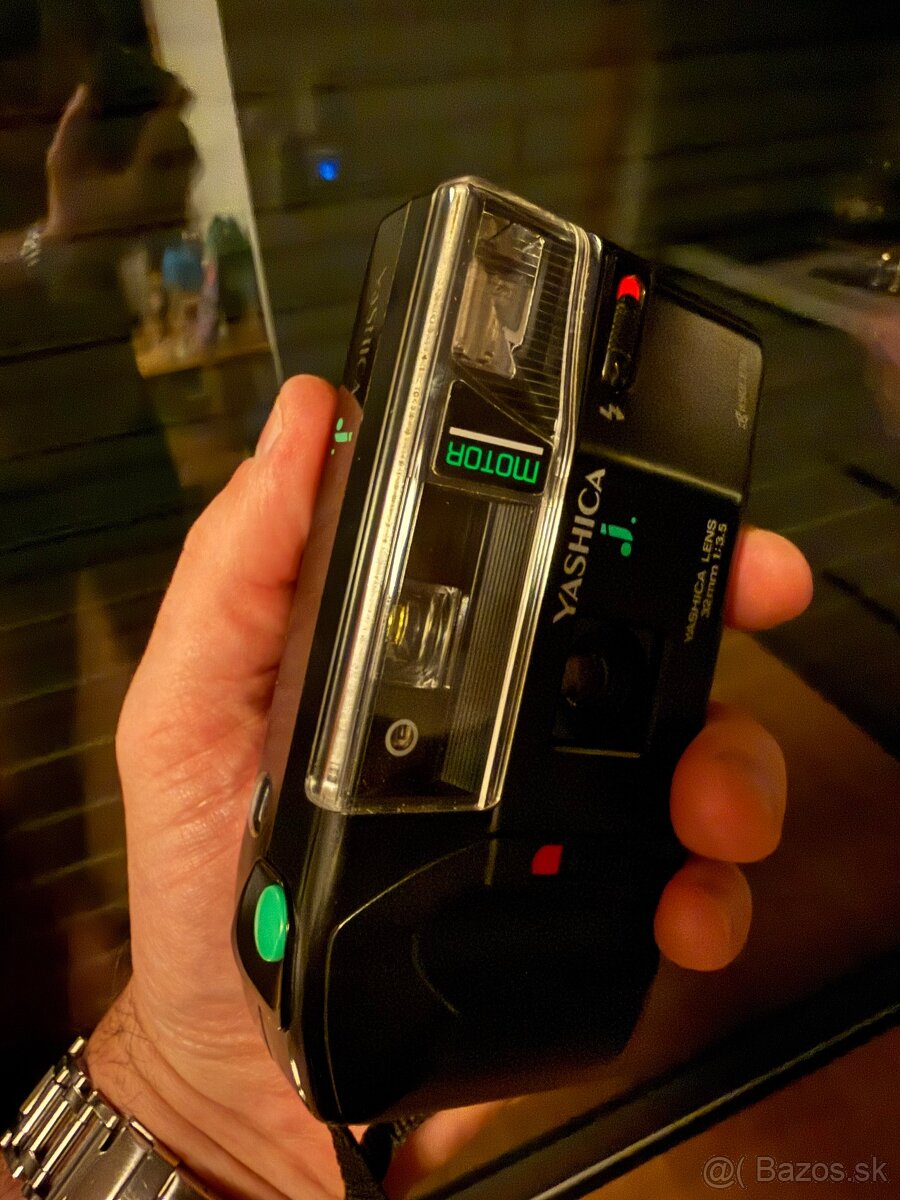 Yashica J - 3