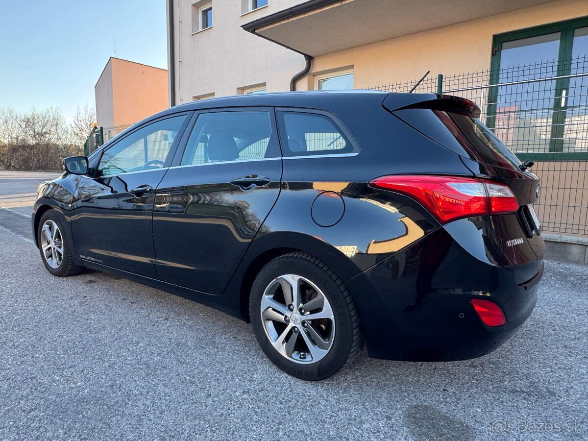 Hyundai i30 sw - 3