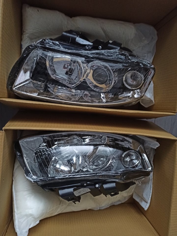 Svetlá Audi A4 B6 (2001 - 2004) - 3