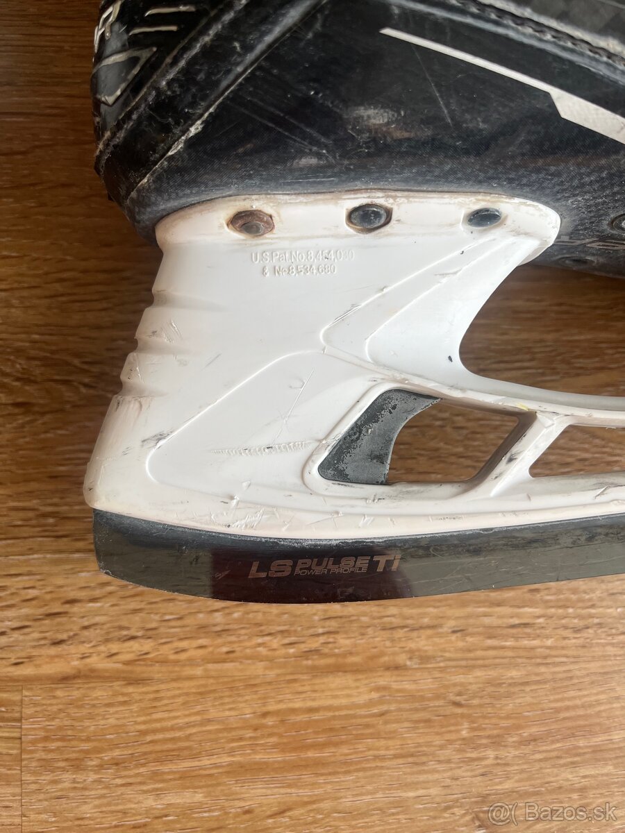 Korčule Bauer Supreme Mach - 3