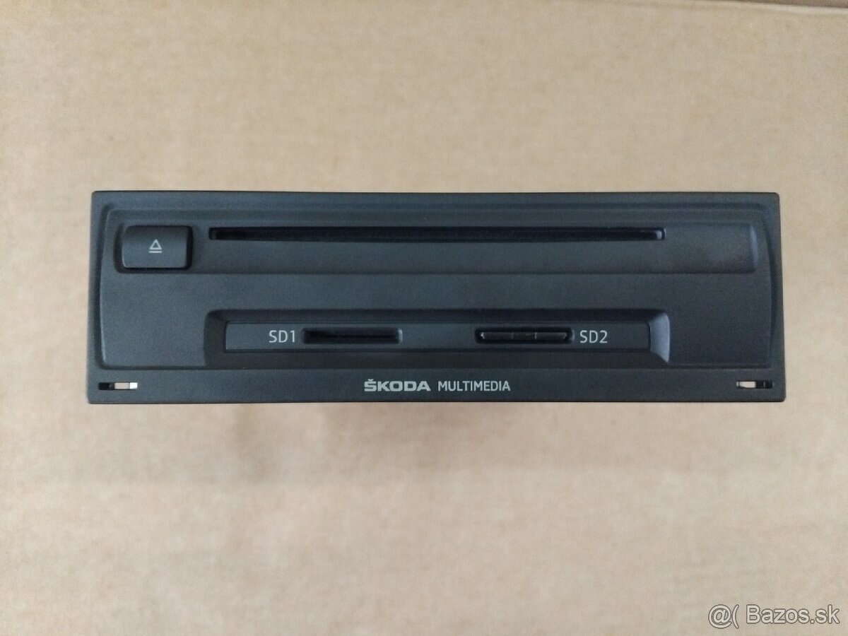 autorádio Octavia 3 - displej, čítačka - 3