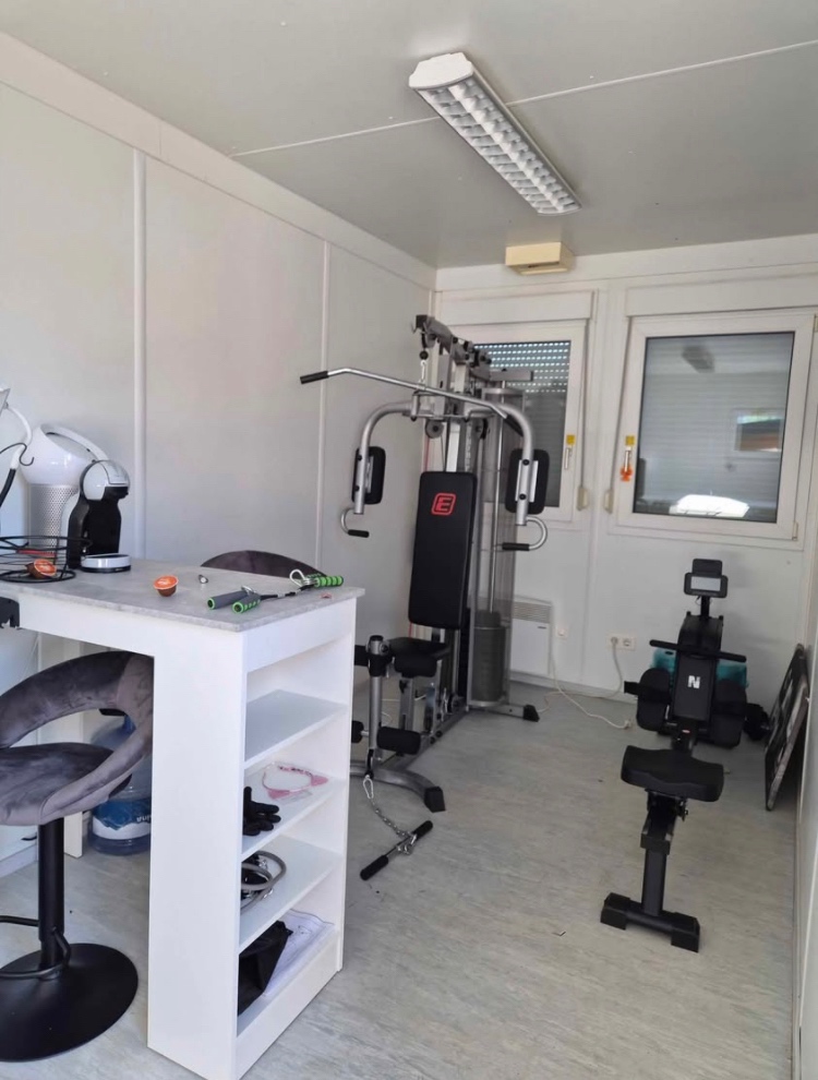 Predám tento kontajner ktorý som využíval ako fitko - 3