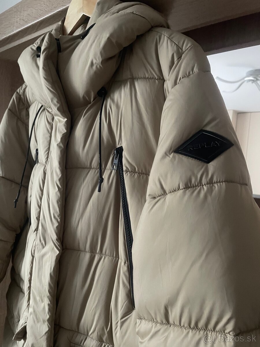 Dámsky kabát vel.M - 3