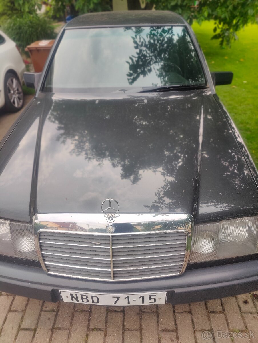 MERCEDES BENZ rok 1987 typ 124 230e - 3