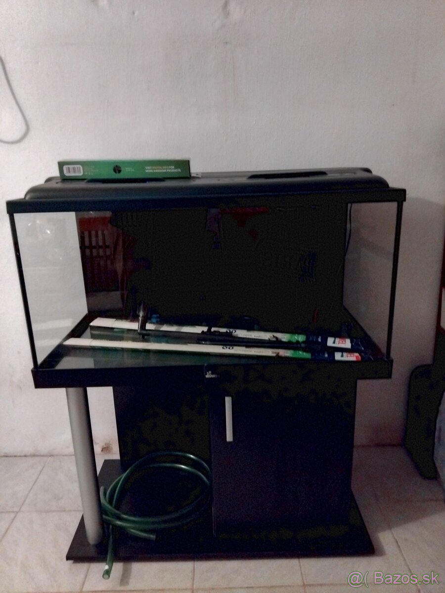 Akvárium+skrinka - 3