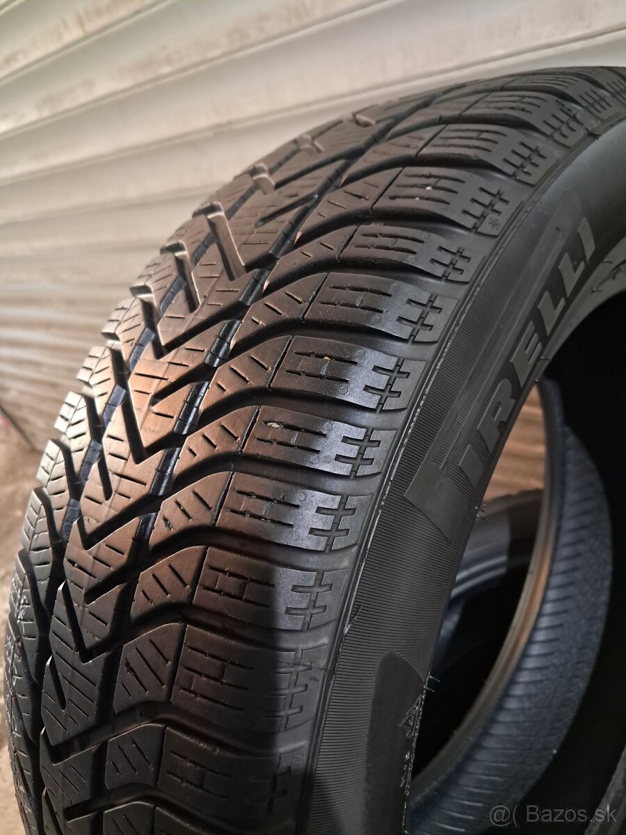 Pirelli zimné 195/60/R16 - 3