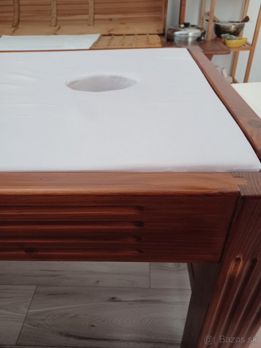 Predám pevný profi masážny stol z masivu - 3