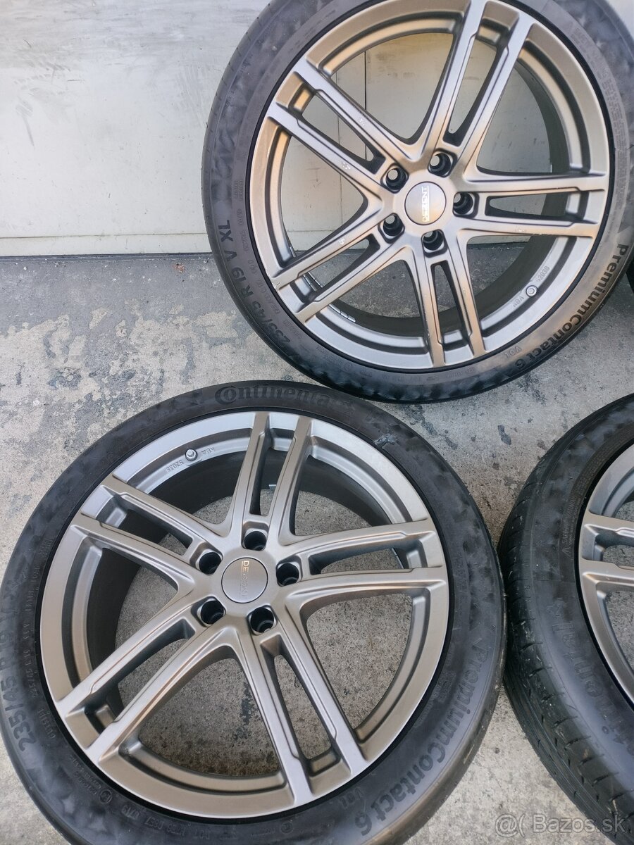 4ks alu disky 5x112 R19 + pneu - 3