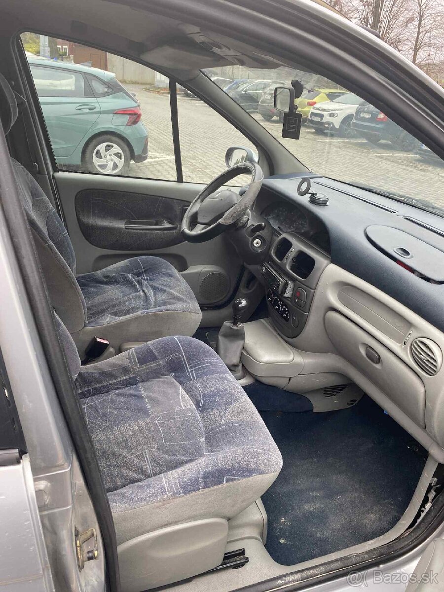 Predám Renault Megane Scenic 1.9 - 3