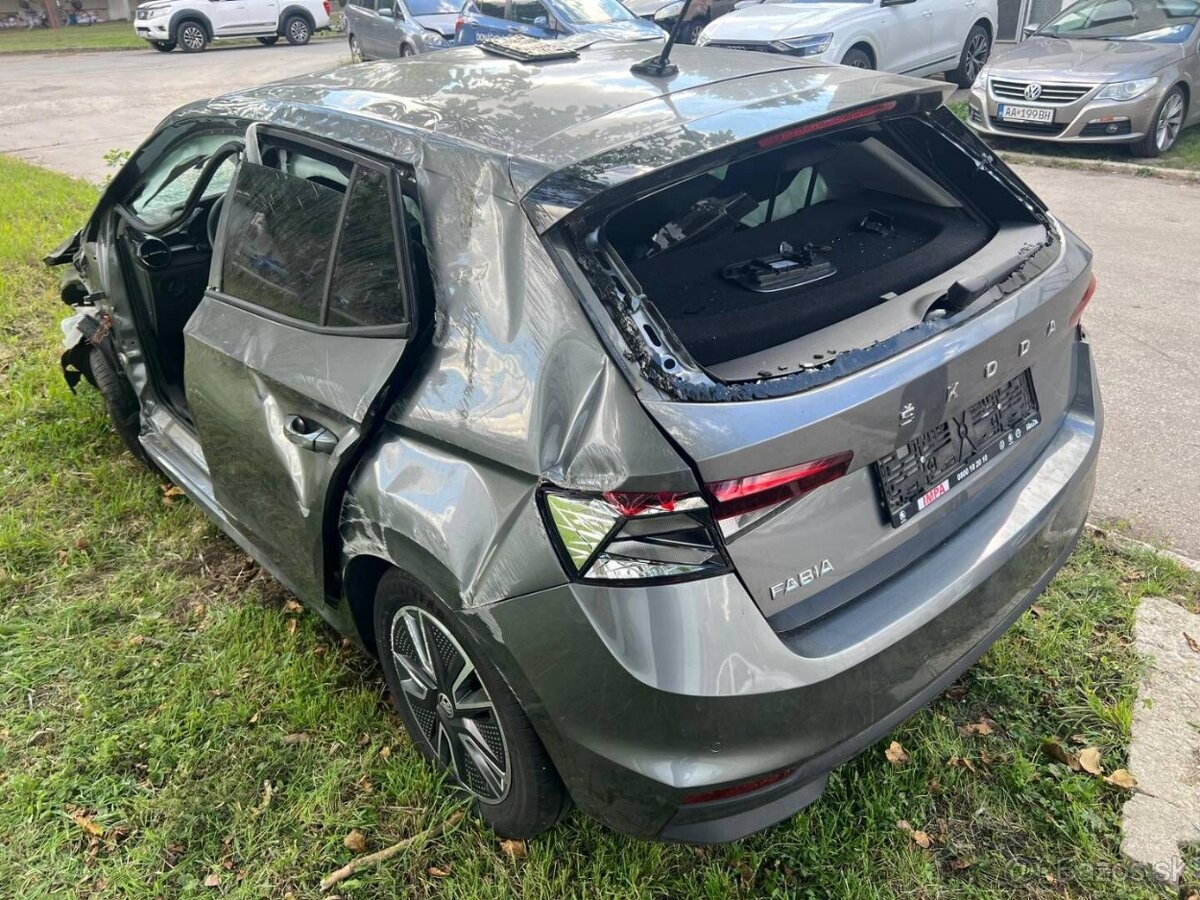 Rozpredám na diely Škoda Fabia IV 1.0 kod motora DSG - 3