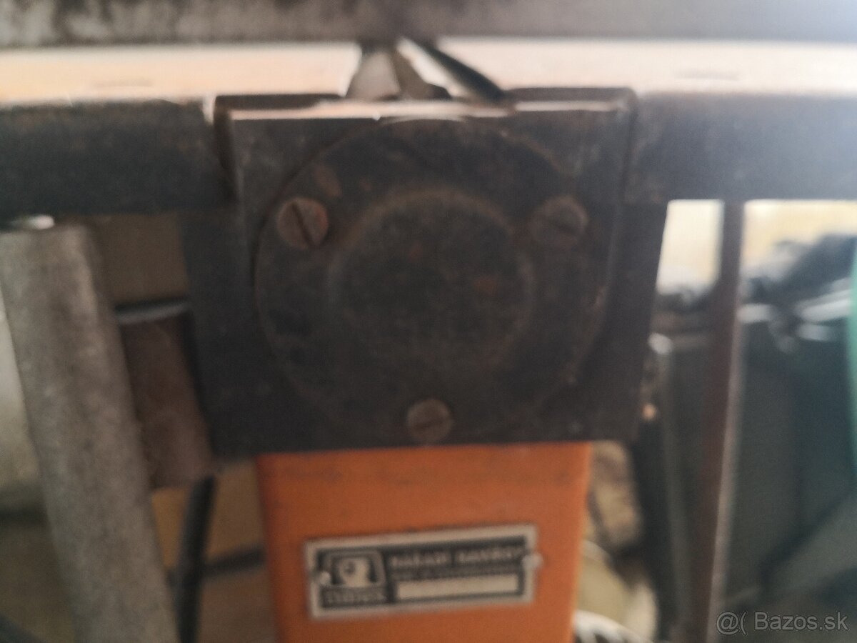 Hobľovačka domácej výroby. - 3