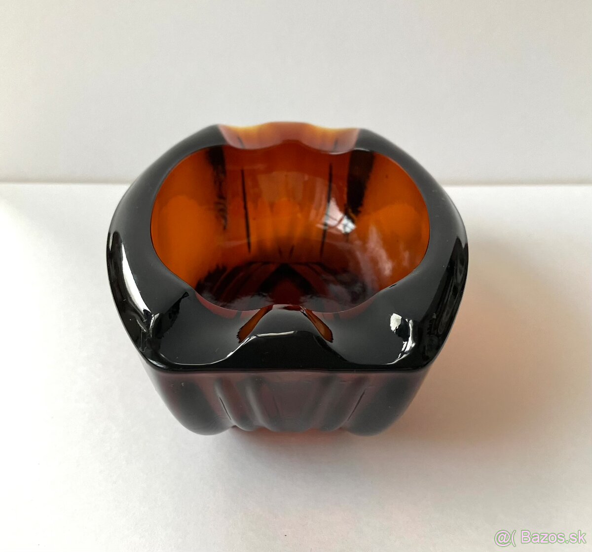 hutné sklo - popolník - 3