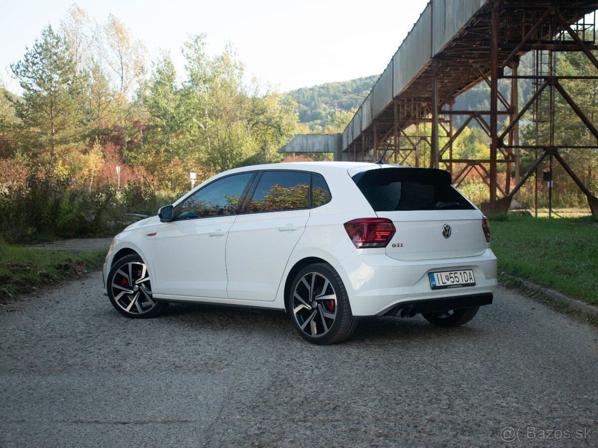 Volkswagen Polo GTI 2.0 TSI DSG - 3