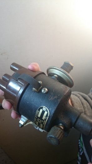 Rozdelovač VOLGA GAZ 24 - 3